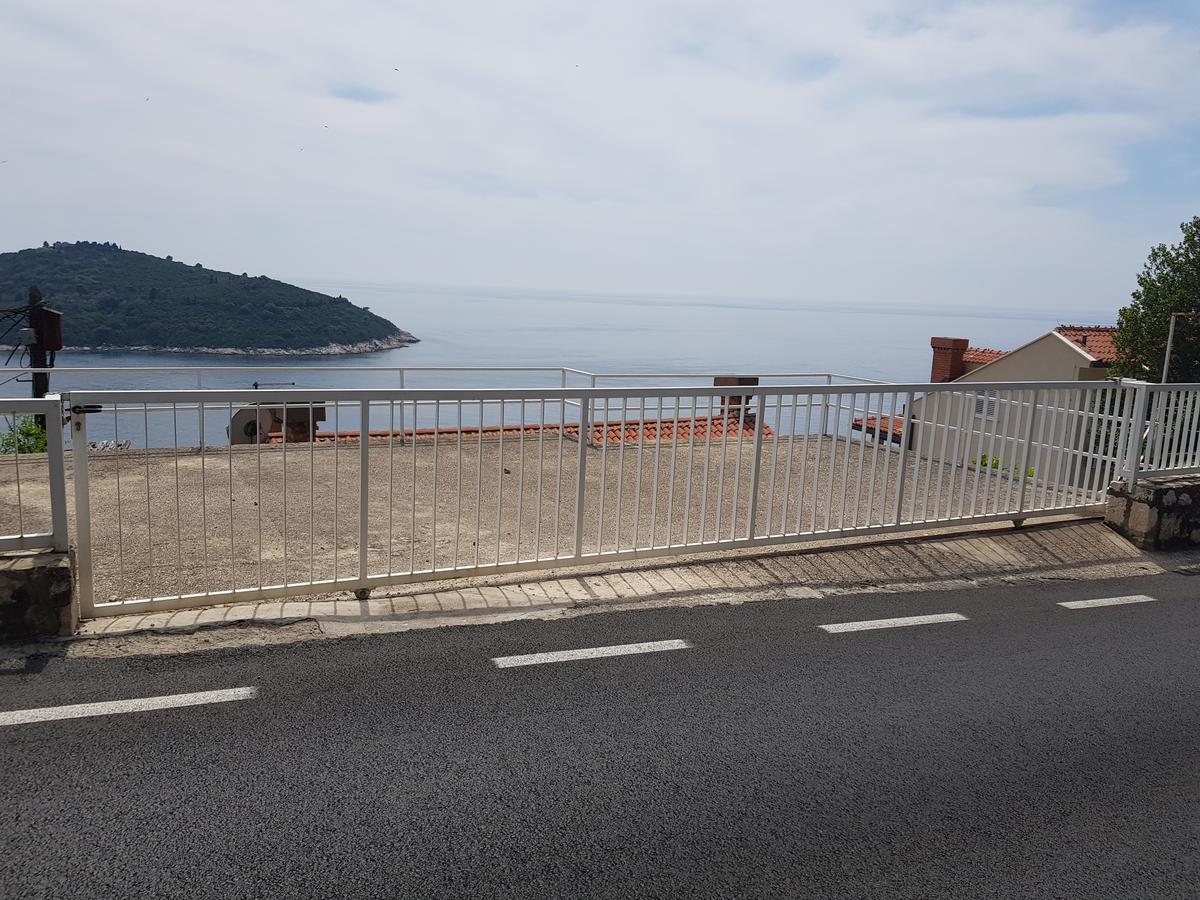 Apartment Dove With Sea View And Free Parking Dubrovnik Eksteriør bilde